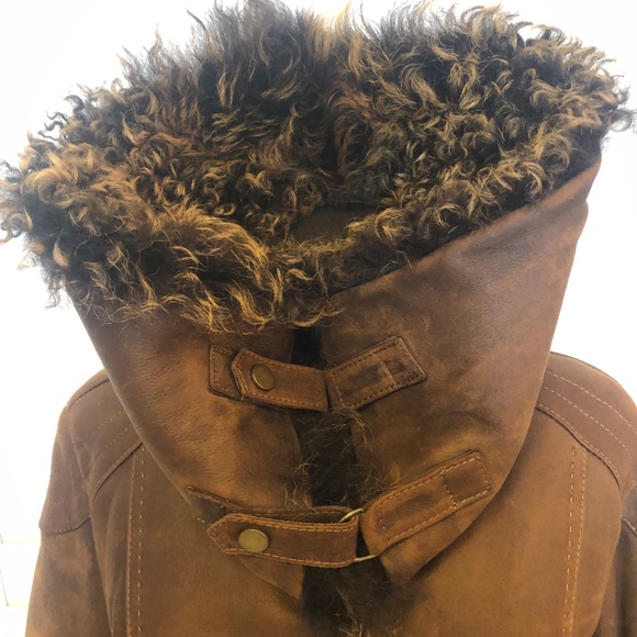 Chocolate Brown short SHEARLING LEATHER COAT - Fits sizes 7-9 - Picture 3 of 7